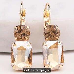 Elegant Gold and Champagne Earrings. New! Stunning !!!!